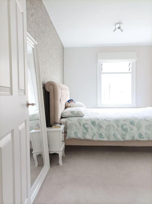 Modern And Cosy 2 Bedroom Flat In Notting Hill ロンドン エクステリア 写真