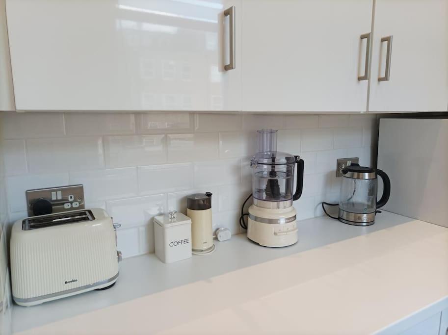 Modern And Cosy 2 Bedroom Flat In Notting Hill ロンドン エクステリア 写真